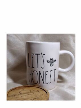 NEW Let's Bee Honest Mug With Wooden Coaster Topper Lid 🐝